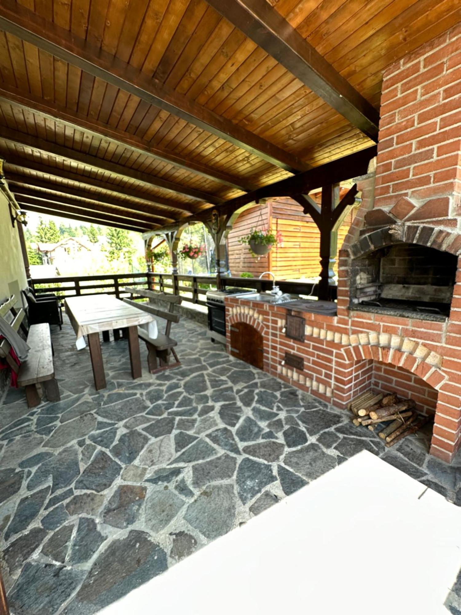Casa Ika&Matei Villa Borsa  Exterior photo